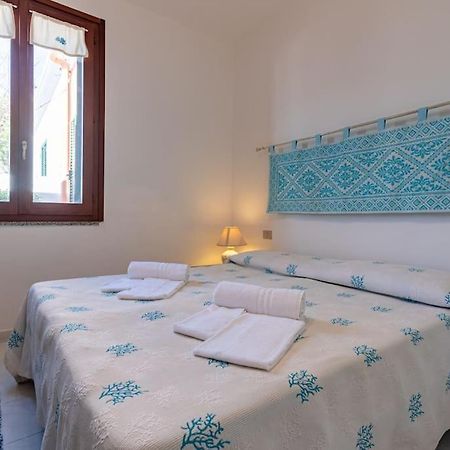 La Lampara - Casa Panoramica 4 Km Dalla Pelosa Stintino Bagian luar foto