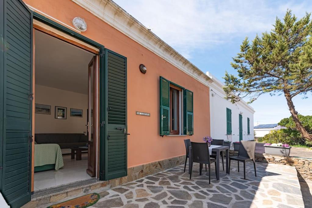 La Lampara - Casa Panoramica 4 Km Dalla Pelosa Stintino Bagian luar foto