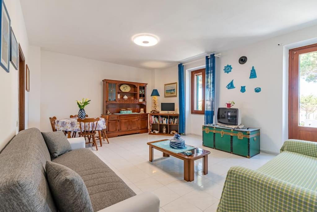 La Lampara - Casa Panoramica 4 Km Dalla Pelosa Stintino Bagian luar foto
