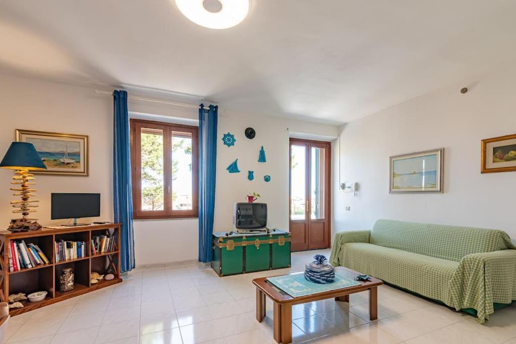La Lampara - Casa Panoramica 4 Km Dalla Pelosa Stintino Bagian luar foto